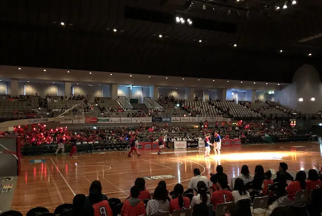 広島サンプラザホールのアウェイチーム入場