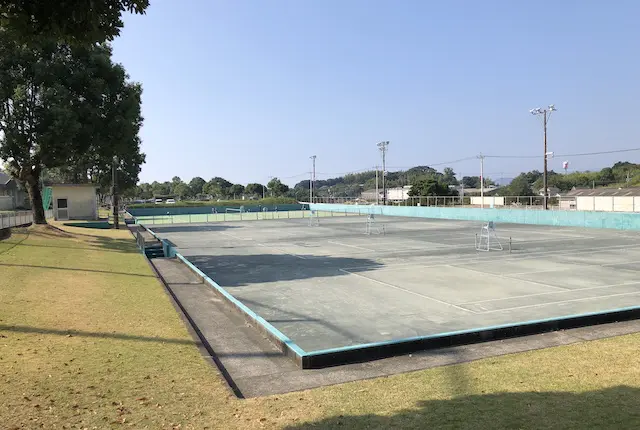 阿久根市総合運動公園のテニスコート
