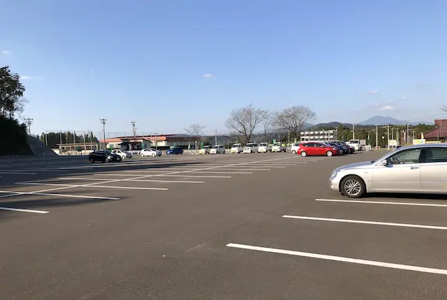 樋脇総合運動場の駐車場