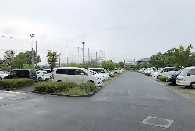 みづま総合体育館の駐車場