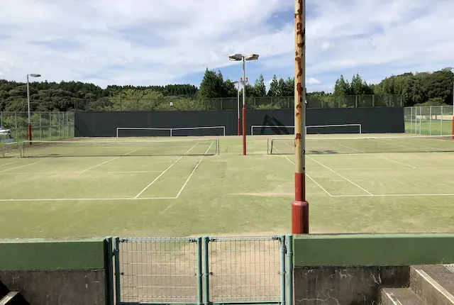 横川テニスコート