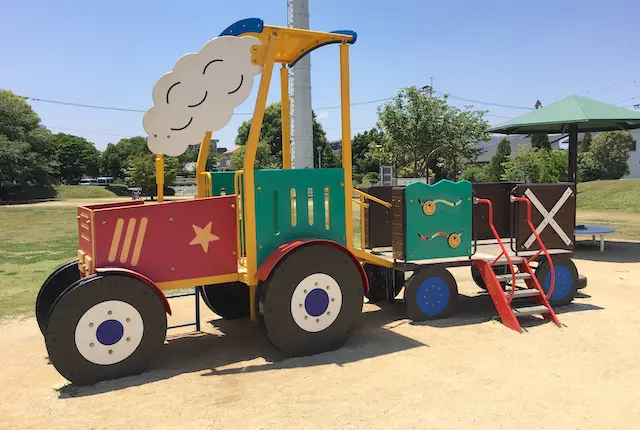ひかりのもり公園の幼児ユニバーサル遊具