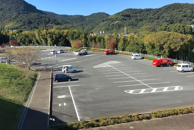 石神山公園の駐車場