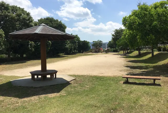 妙泉寺公園の自由広場