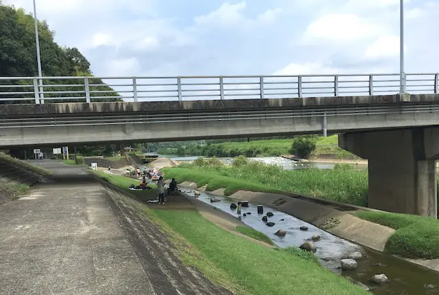 鍋田水遊び公園の橋