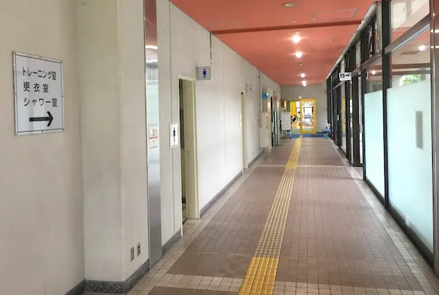 熊本県立総合体育館トレーニング室の入口