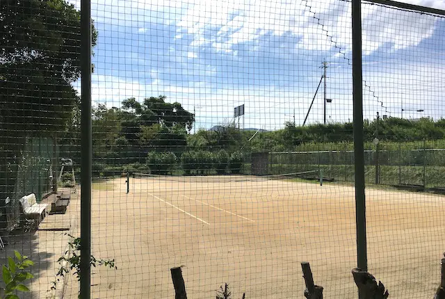 北部公園のテニスコート
