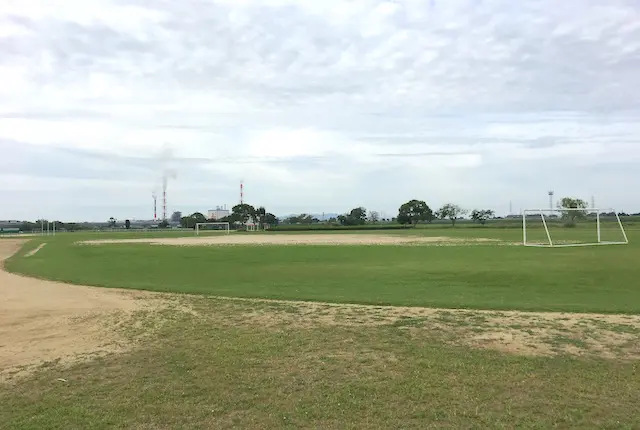 球磨川河川緑地公園のサッカー場