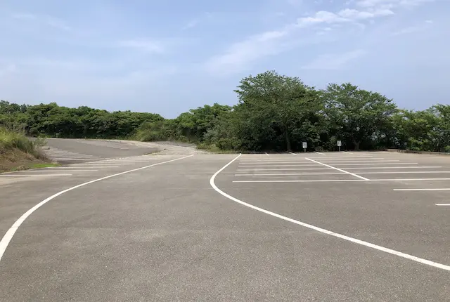 坂瀬川総合グラウンドの駐車場