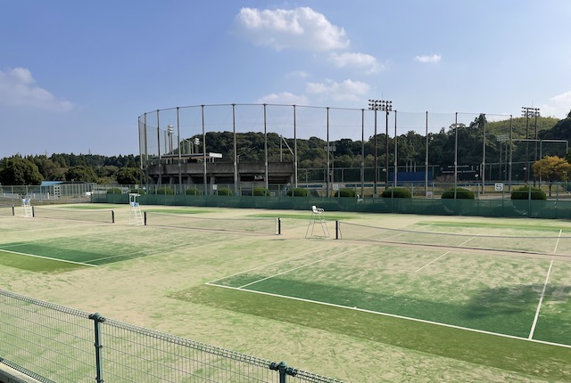 伊集院総合運動公園のテニスコート