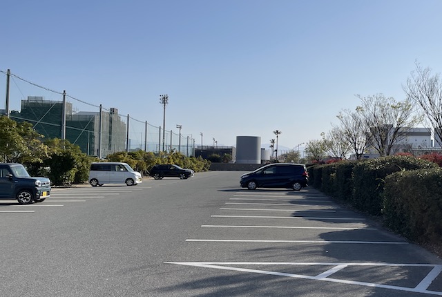 福岡フットボールセンターの駐車場