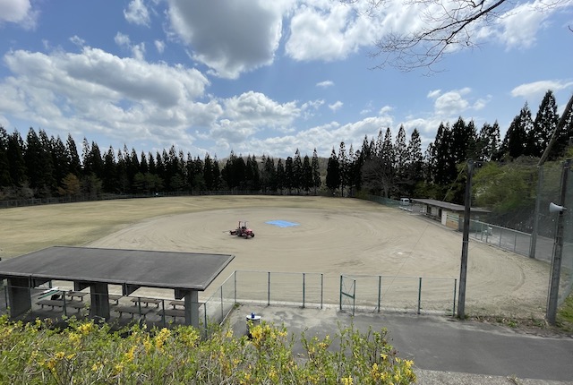 秋田県立中央公園の野球広場